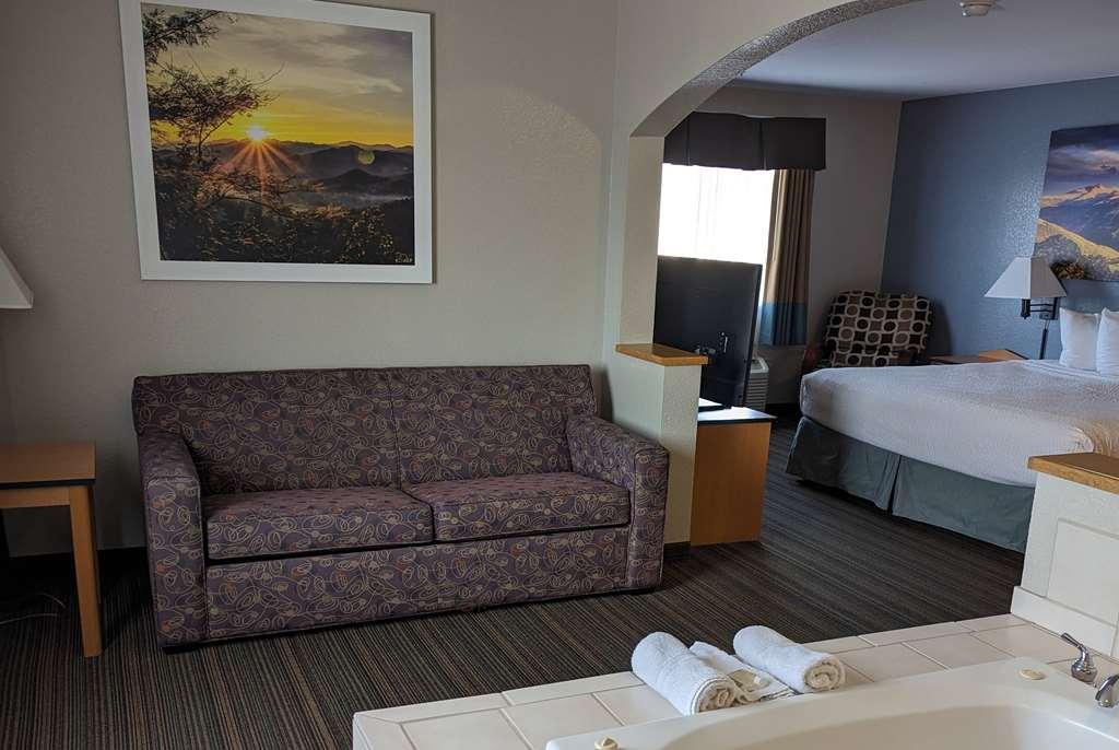 Days Inn & Suites By Wyndham Castle Rock Rum bild