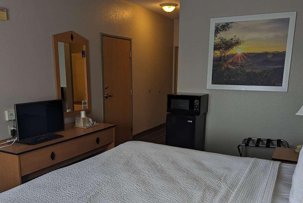Days Inn & Suites By Wyndham Castle Rock Rum bild