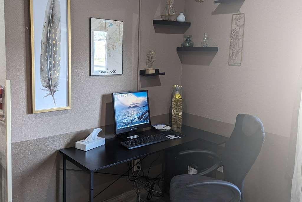Days Inn & Suites By Wyndham Castle Rock Bekvämligheter bild