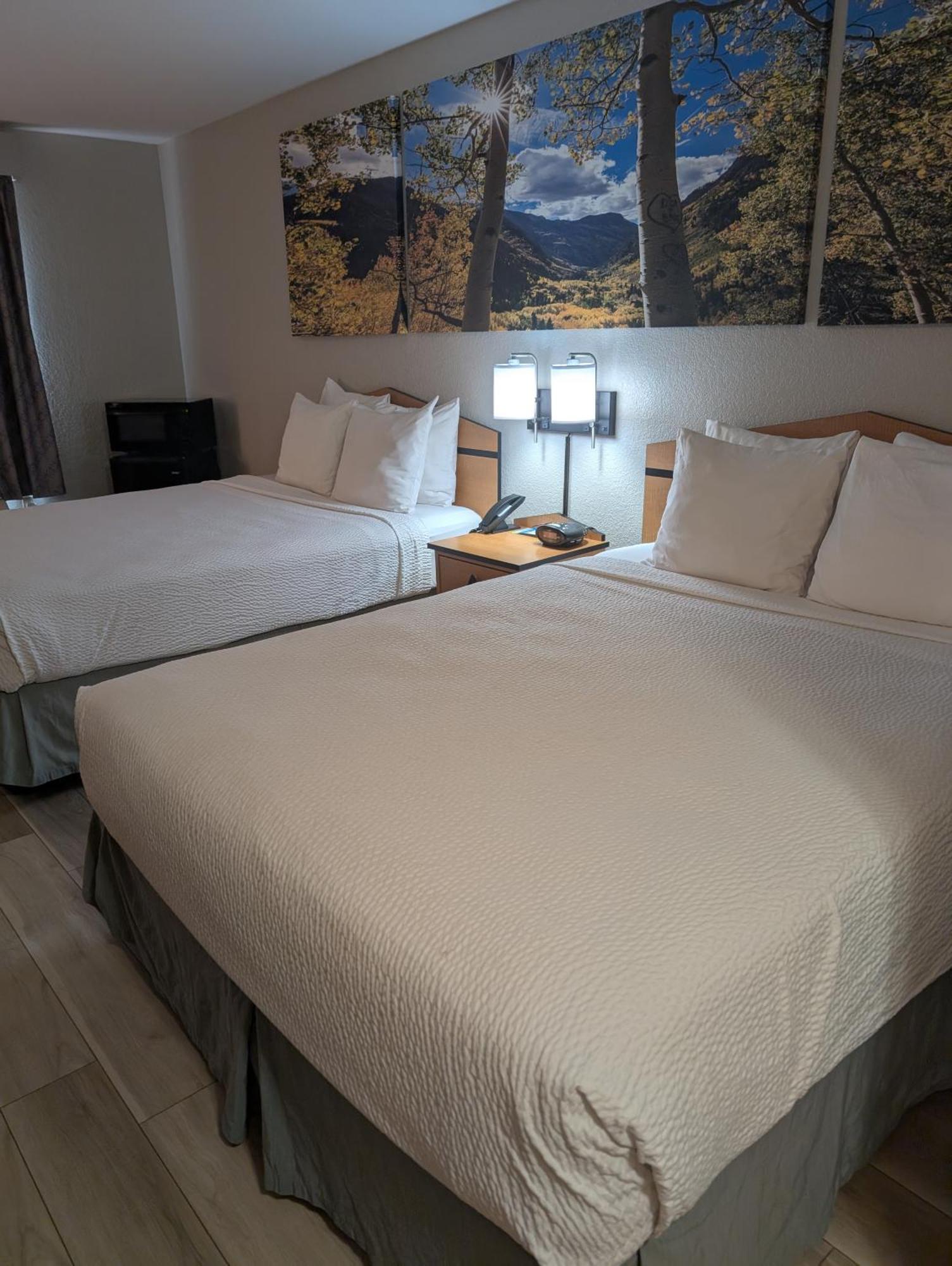 Days Inn & Suites By Wyndham Castle Rock Exteriör bild
