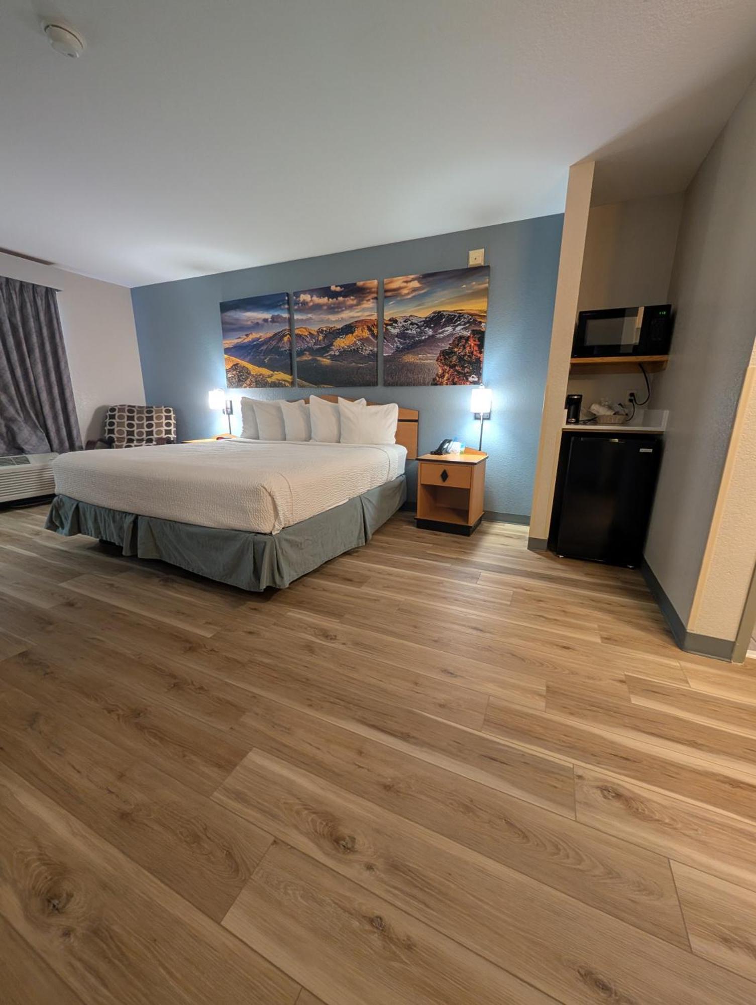 Days Inn & Suites By Wyndham Castle Rock Exteriör bild