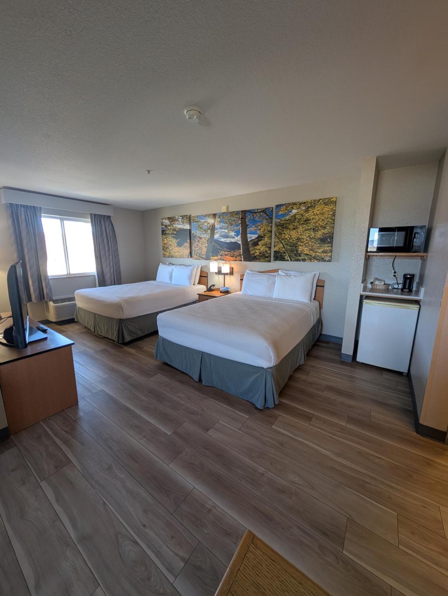 Days Inn & Suites By Wyndham Castle Rock Exteriör bild
